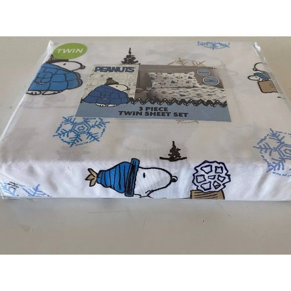 Peanuts Snoopy Puffy Coat TWIN SIZE Sheet Set Christmas Puffer Jacket White Blue